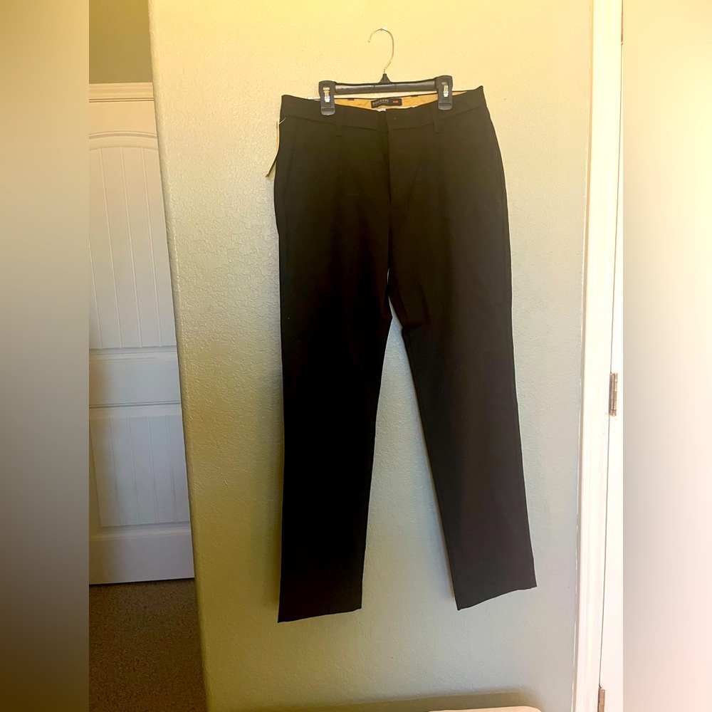Dockers men’s pants - 30x32 - NWT